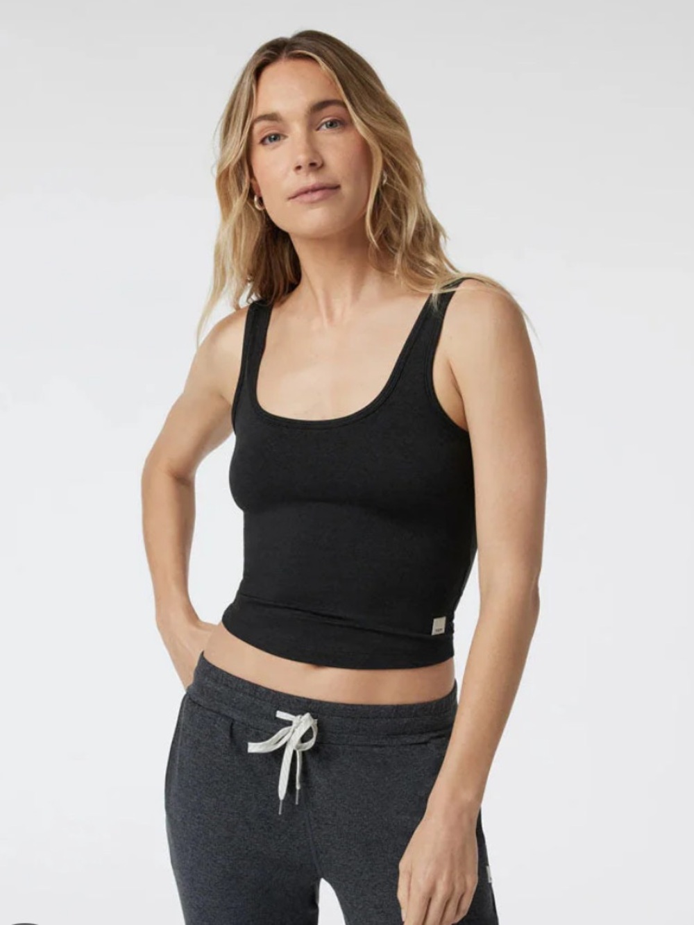 Vuori Black Heather Halo Essential Scoop Tank